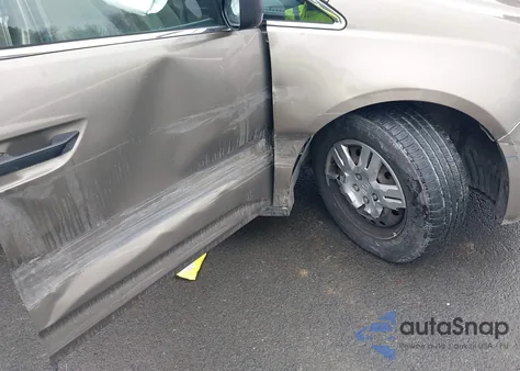 2013 Honda Odyssey Lx z USA, uszkodzony, nr VIN 5FNRL5H22DB037091